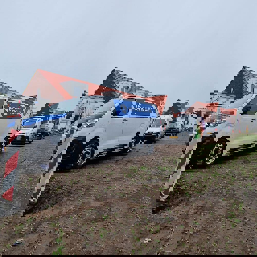 1C0a8b6f 6105 401E 8F55 08B18469e726